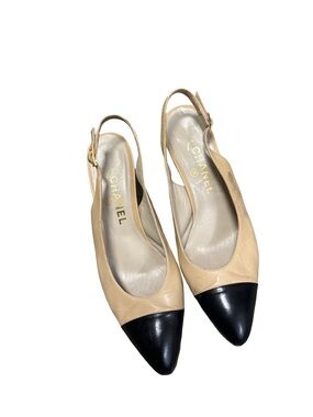 Chanel Two-Tone Beige and Black Slingback heels